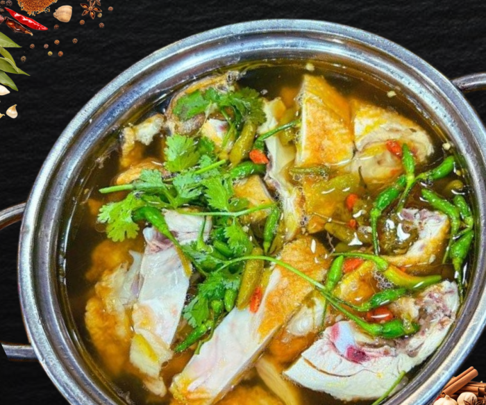 LẨU GÀ ỚT HIỂM 